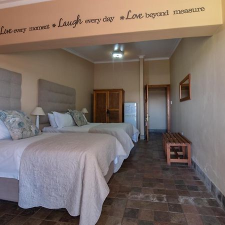 Bastion Farmyard Villa Mariental Bagian luar foto